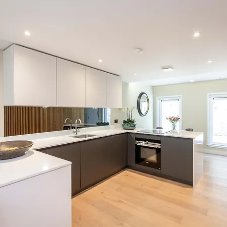 Dragon Suites - City Centre 2 Bed Luxury Mews House Edinburgh Exterior photo